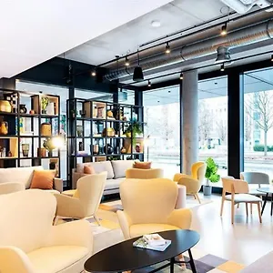 Staycity Frankfurt Airport מלון דירות פרנקפורט